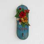 Κλειδοθήκη με Λουλούδια